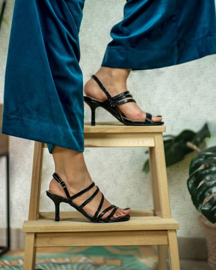 foteini aristakesyan feet