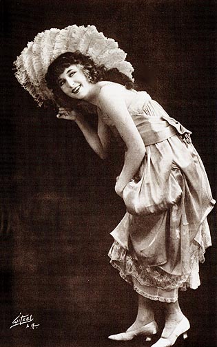 francelia billington feet