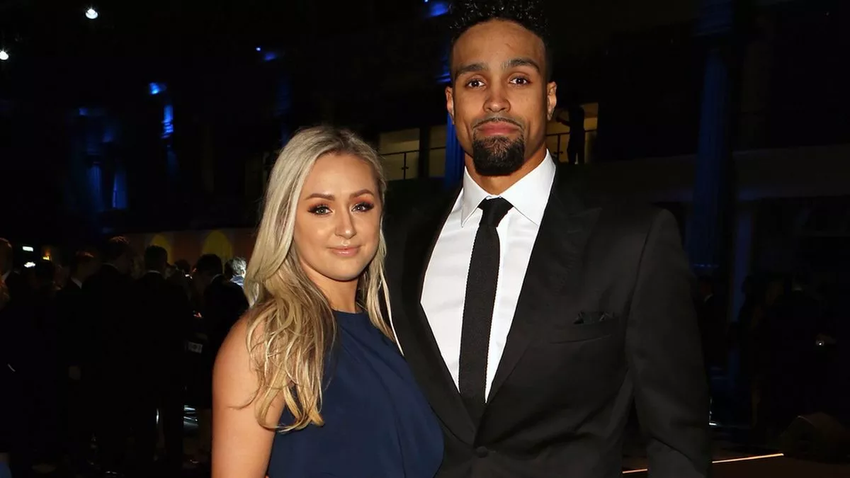 francesca abbott feet 5