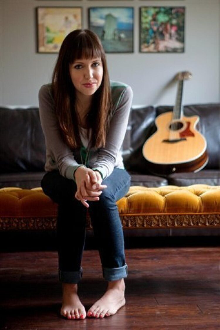 francesca battistelli feet
