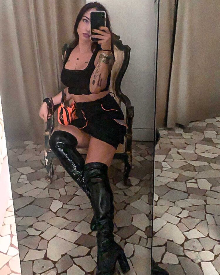 francesca brandina feet 2