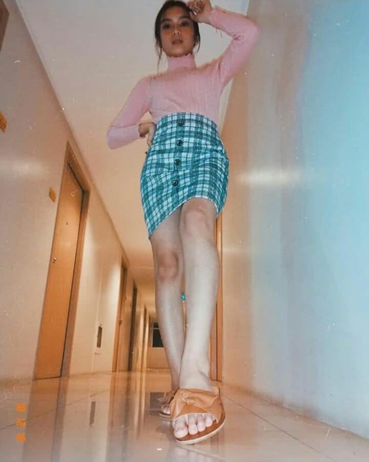 francine diaz feet 1