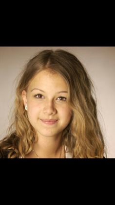 frederikke dahl hansen feet 3