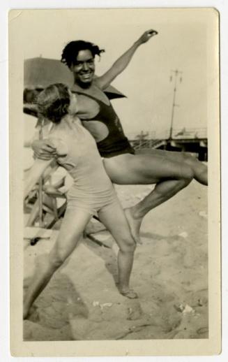 fredi washington feet 4