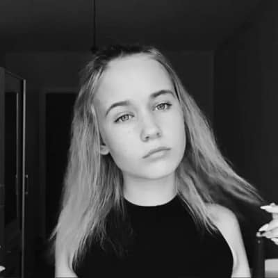 frejamusically feet 5