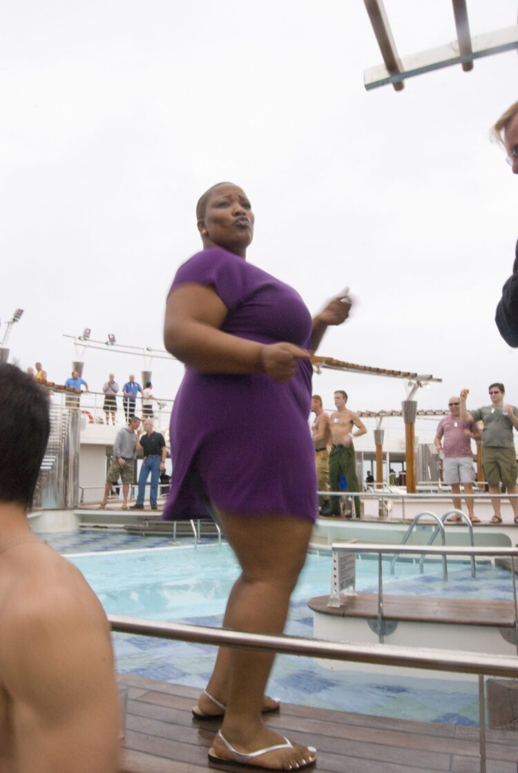 frenchie davis feet scaled