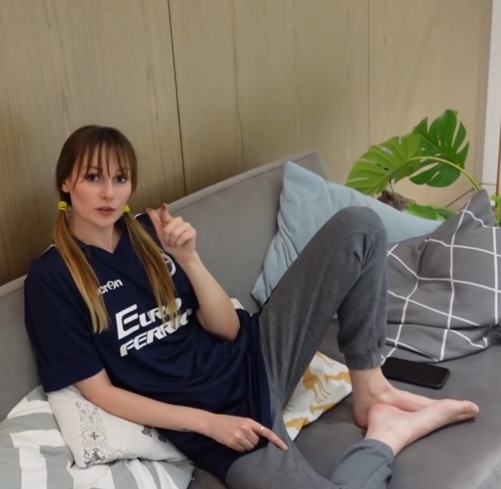 freya nightingale feet 2