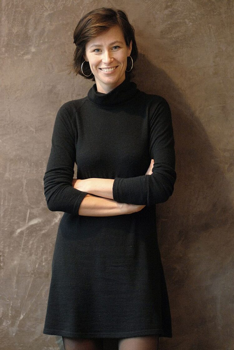 freya van den bossche feet 5