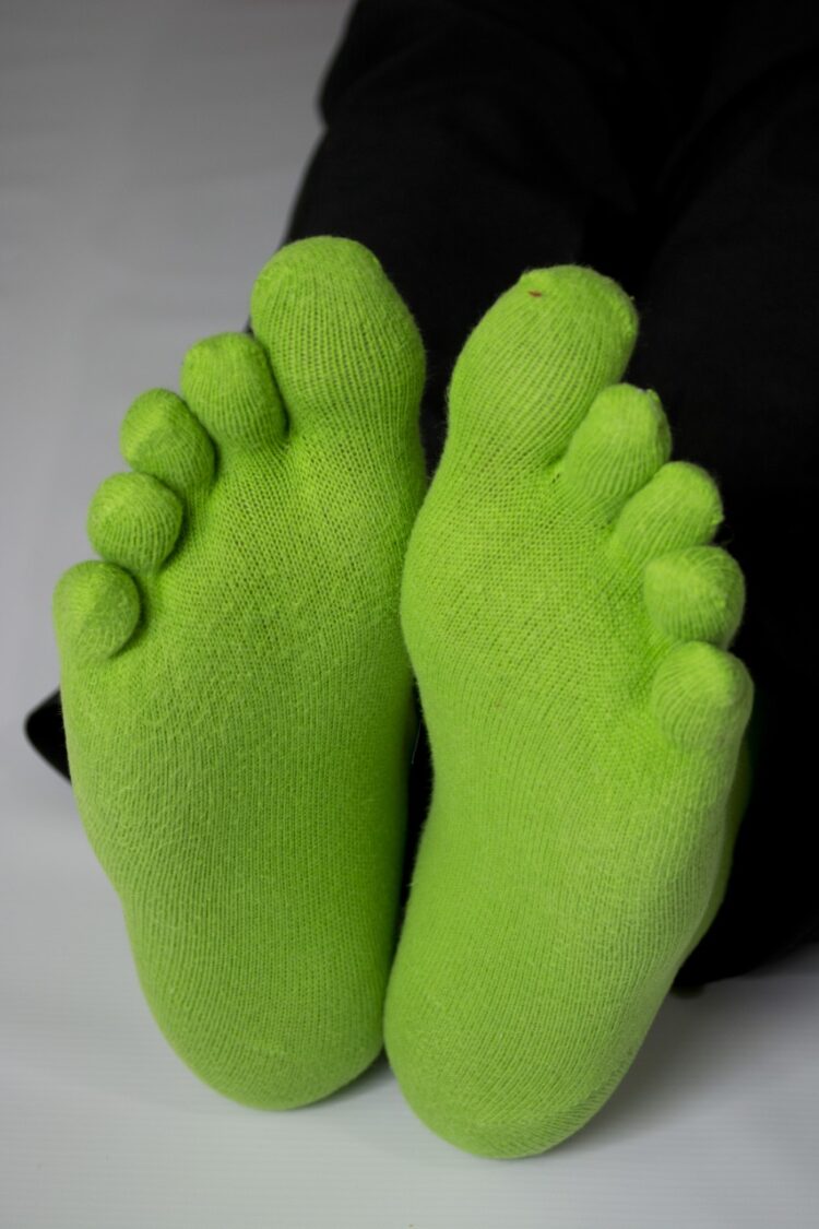 froggy feet 1