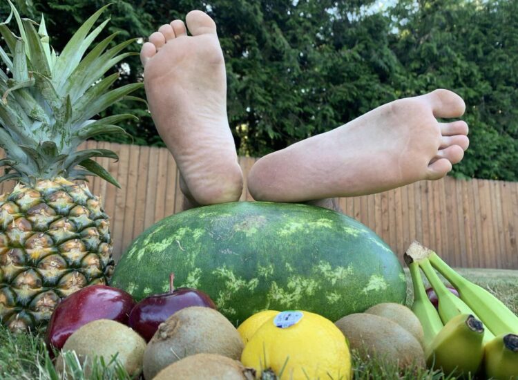 fruit feet 3