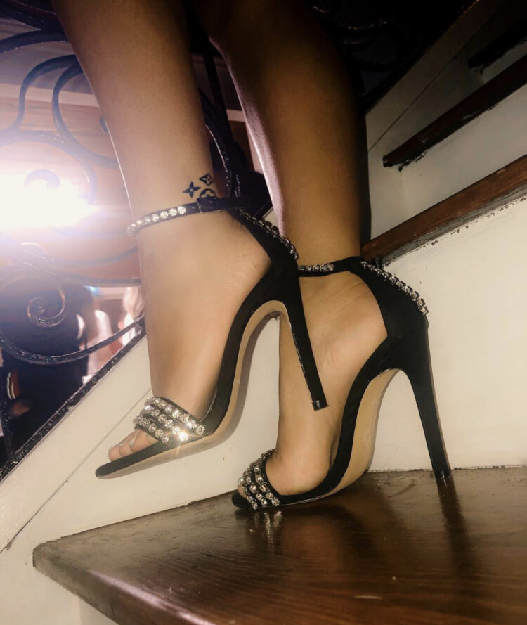 gabi demartino feet 3