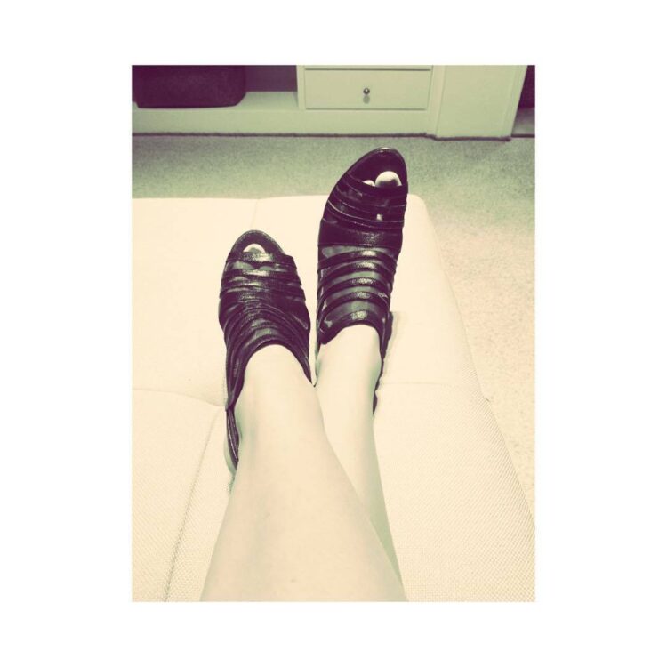 gabriela busnello feet 1