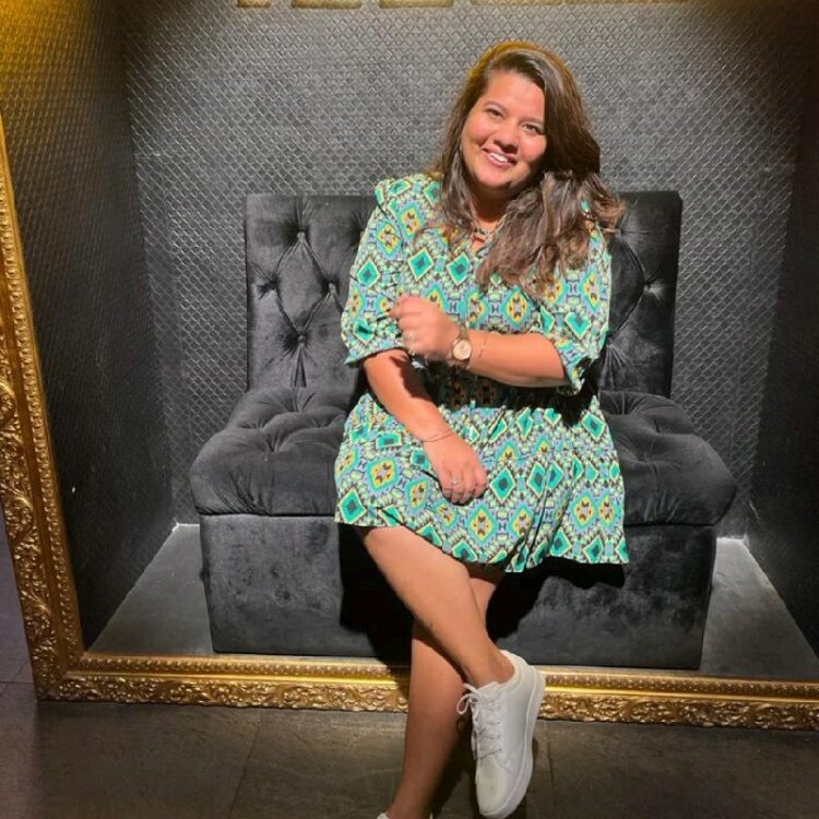 gabriela correa feet 6