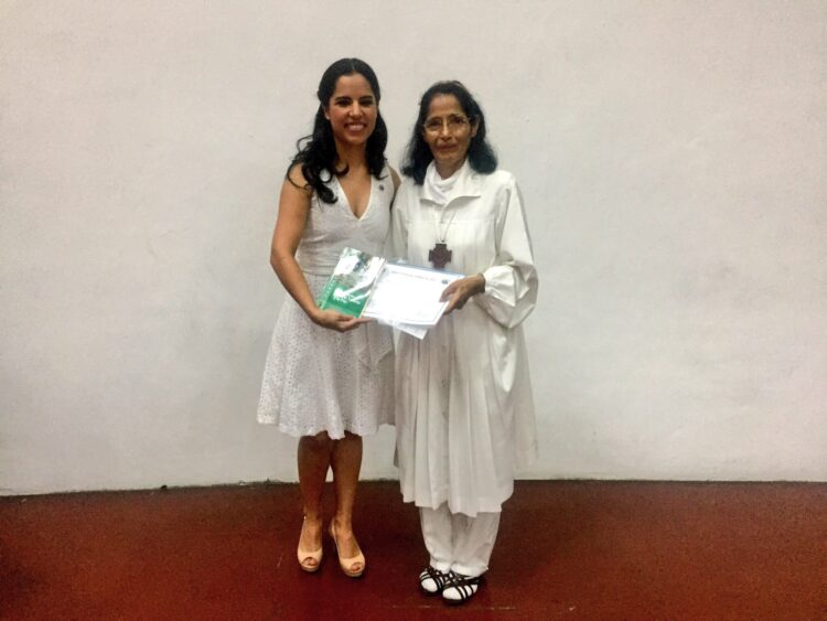 gabriela de bukele feet 3