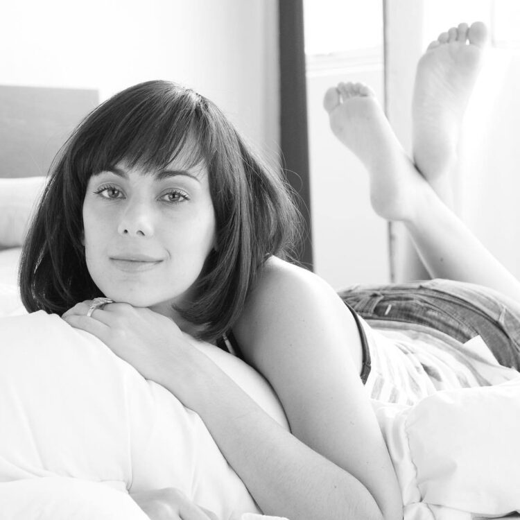 gabriela de la garza feet 4