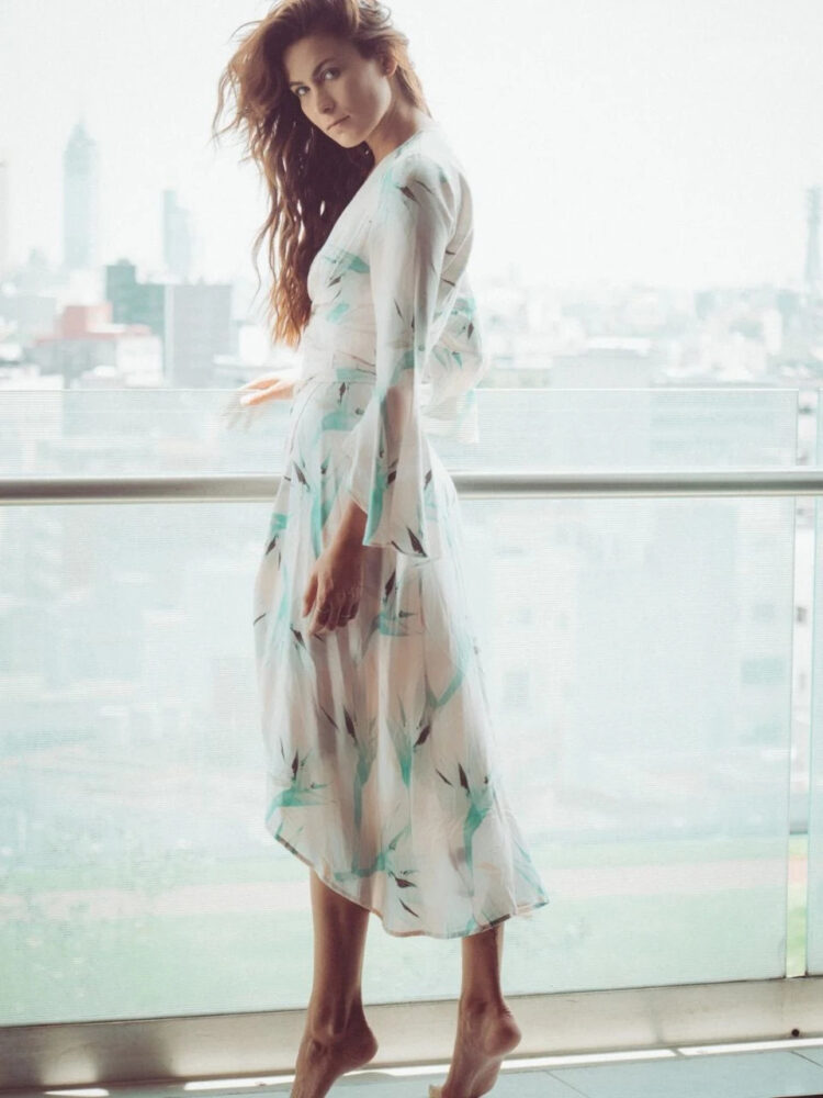 gabriela fernandez feet 3