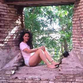 gabriela herrera feet 4