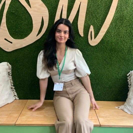 gabriela mayumi feet 3