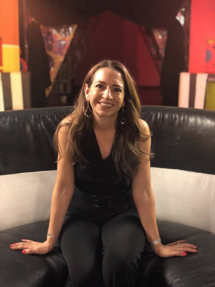 gabriela mendez feet 5