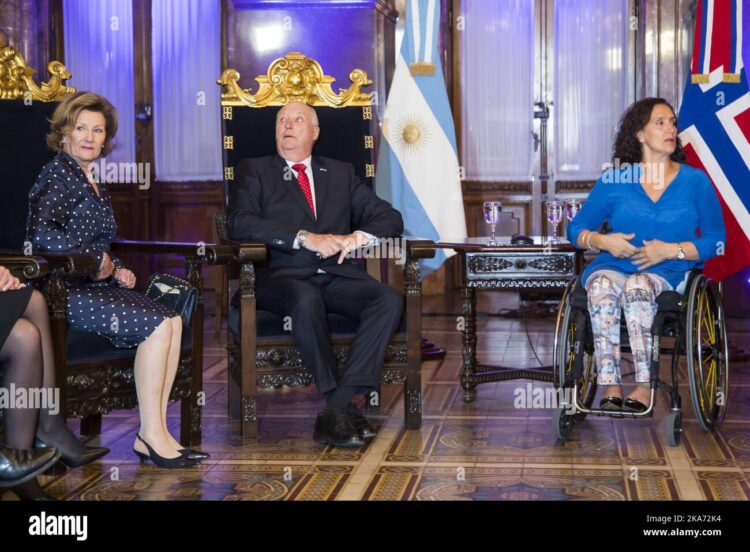 gabriela michetti feet