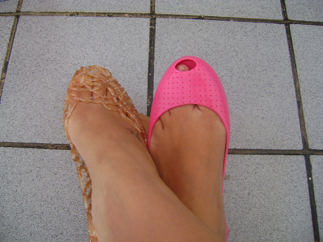 gabriela rocha feet 5