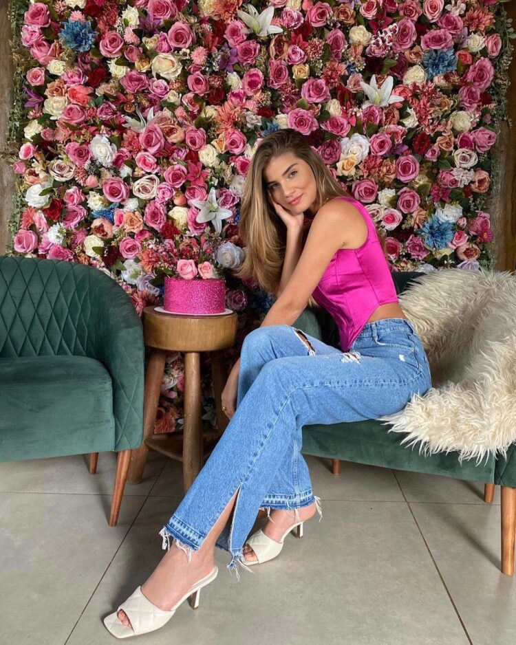 gabriela salles feet 1