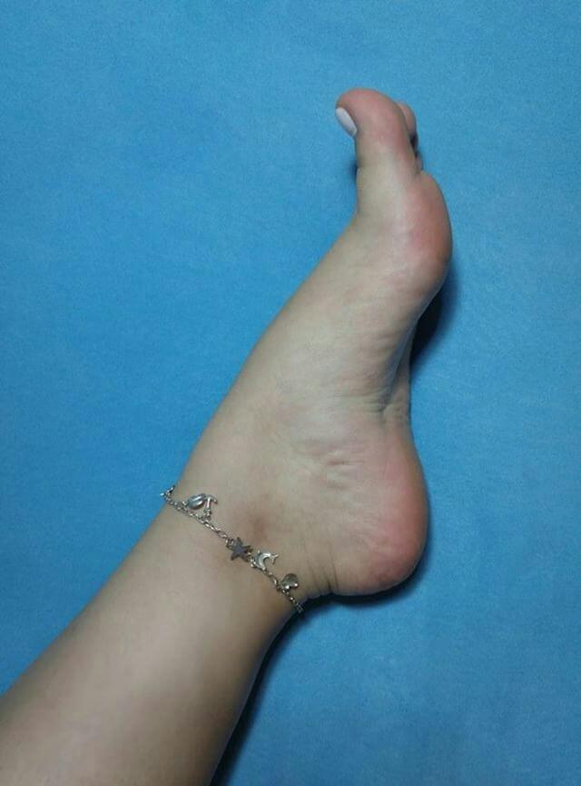 gabriela zambrozuski feet 3