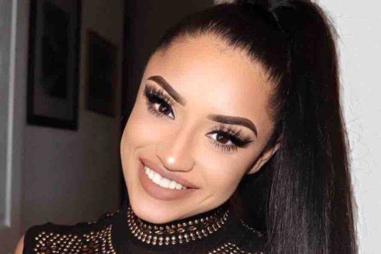 gabriella alvillar feet 6