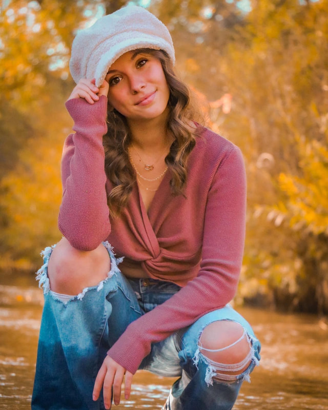 gabriella cannella feet 3