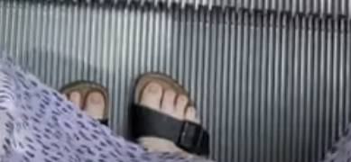 gabriella lindley feet 4