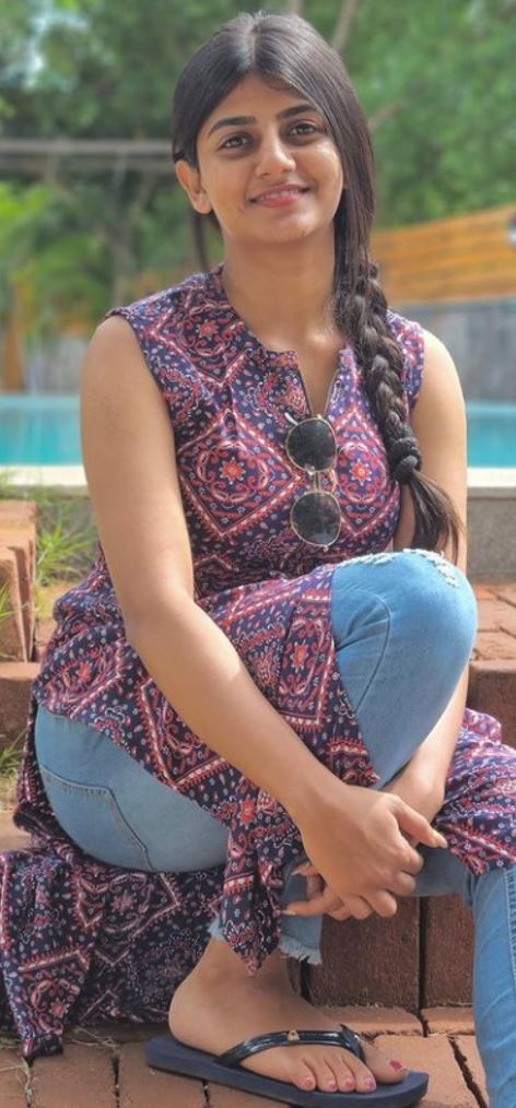 gabriella natalie charlton feet 1