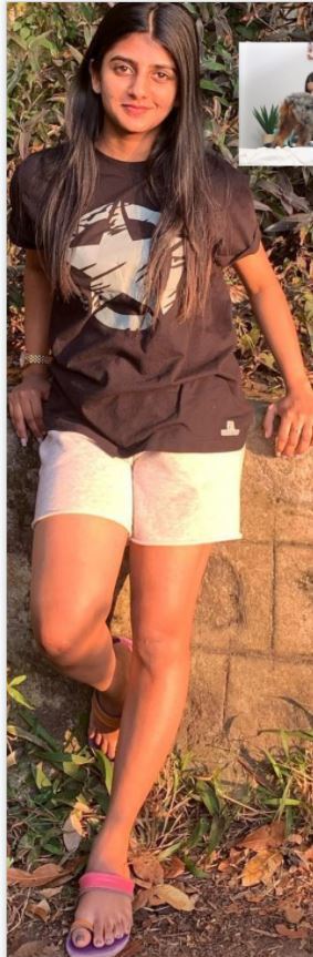 gabriella natalie charlton feet 5