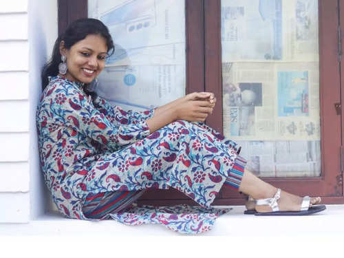 gabriella sellus feet 5