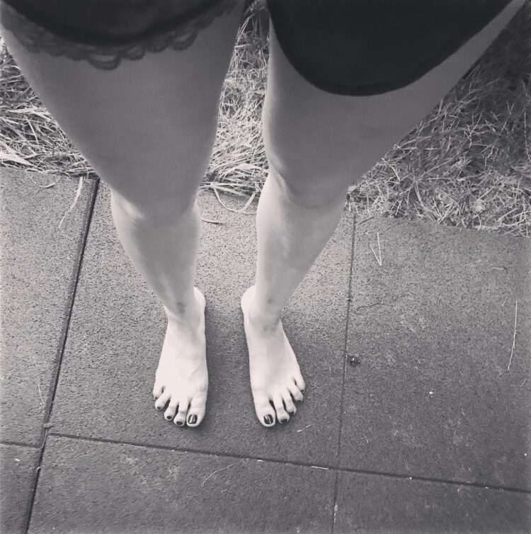 gabriella toth feet 2