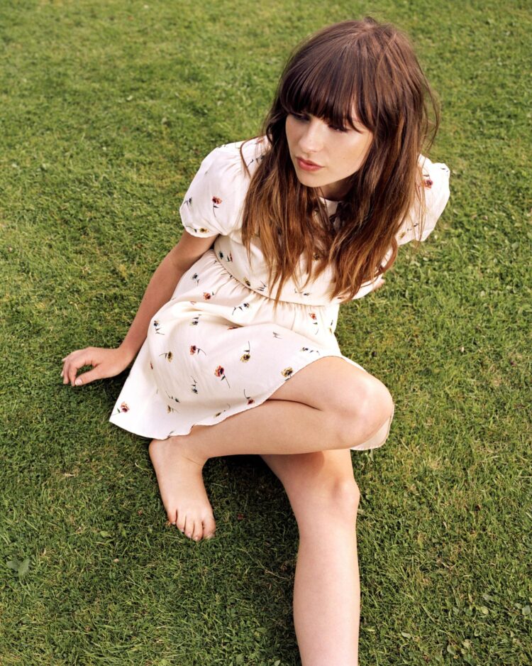 gabrielle aplin feet scaled