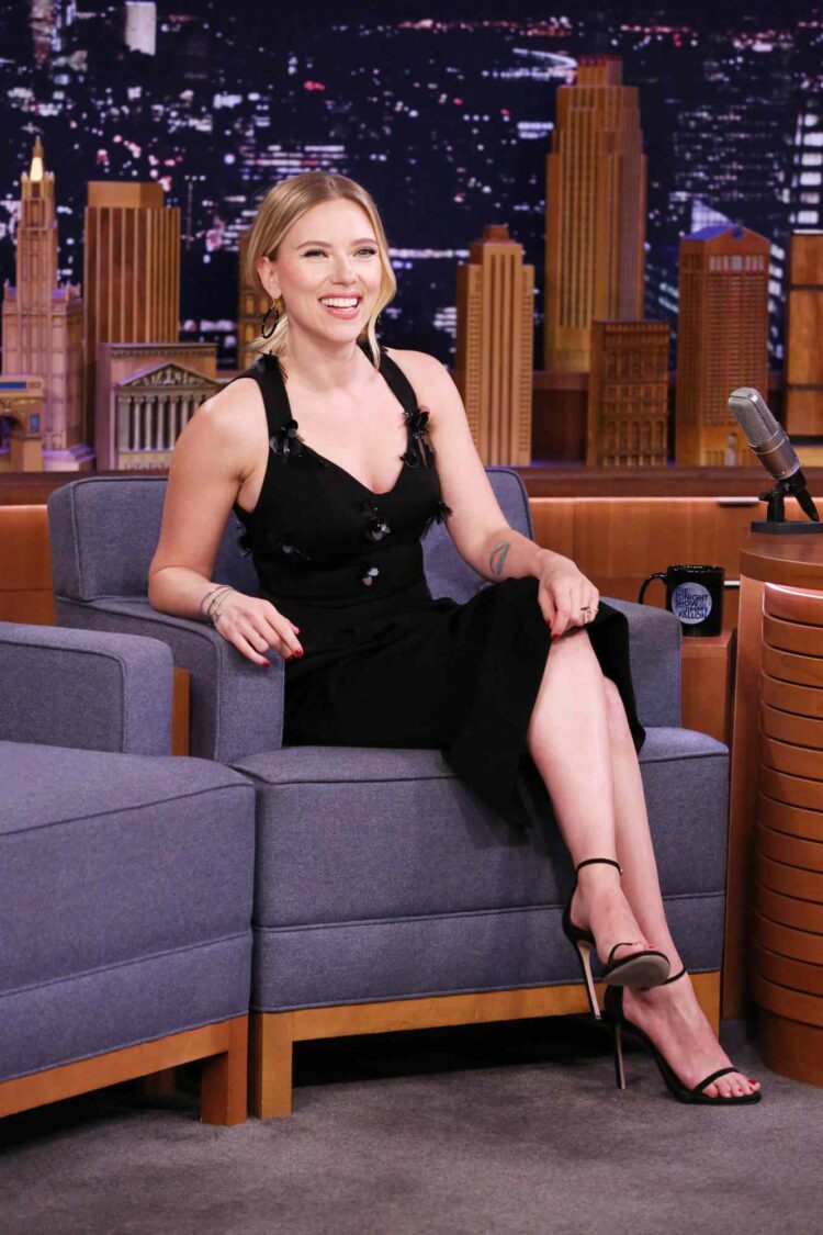 gabrielle carteris feet 6