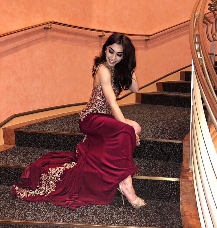 gabrielle daleman feet