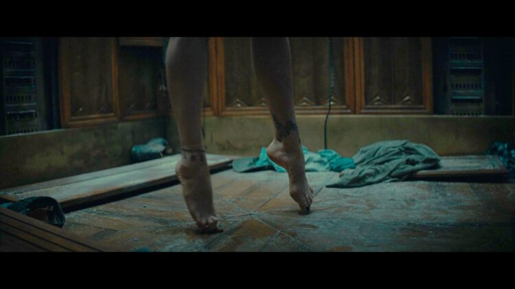 gabrielle echols feet 6 scaled