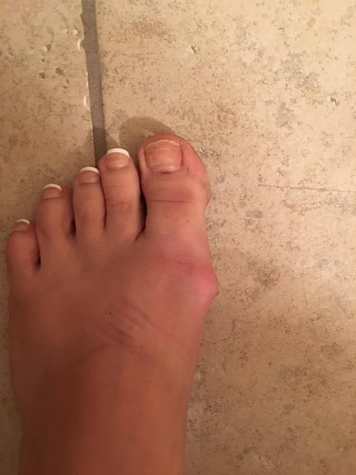 gabrielle giffords feet