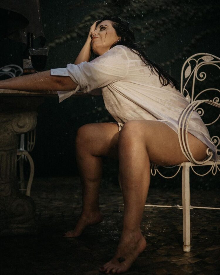 gabrielle lindner feet