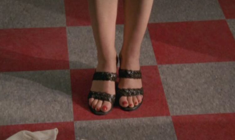 gabrielle miller feet 3
