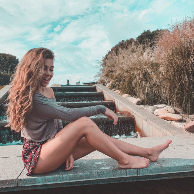 Gabrielle Moses Feet
