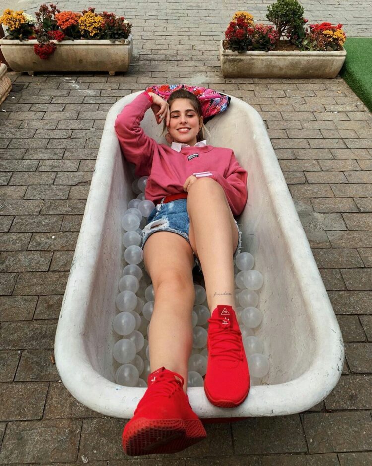 gabrielle stacenco feet 5