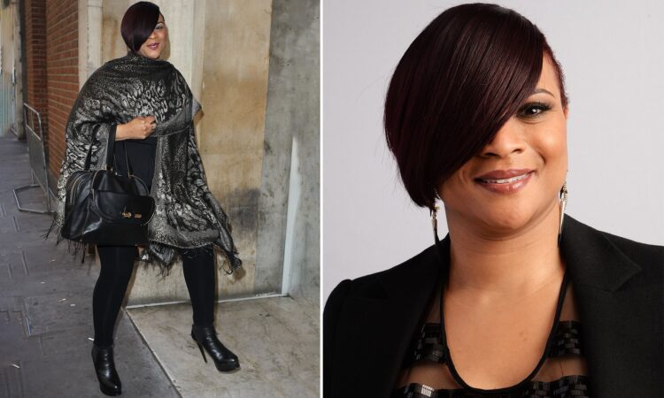 gabrielle waters feet 2