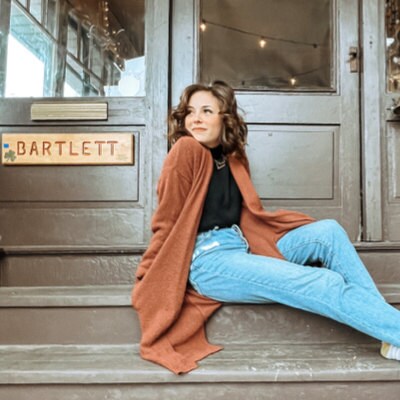 gabrielle williams feet 6