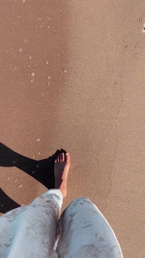 gaby meza feet 5