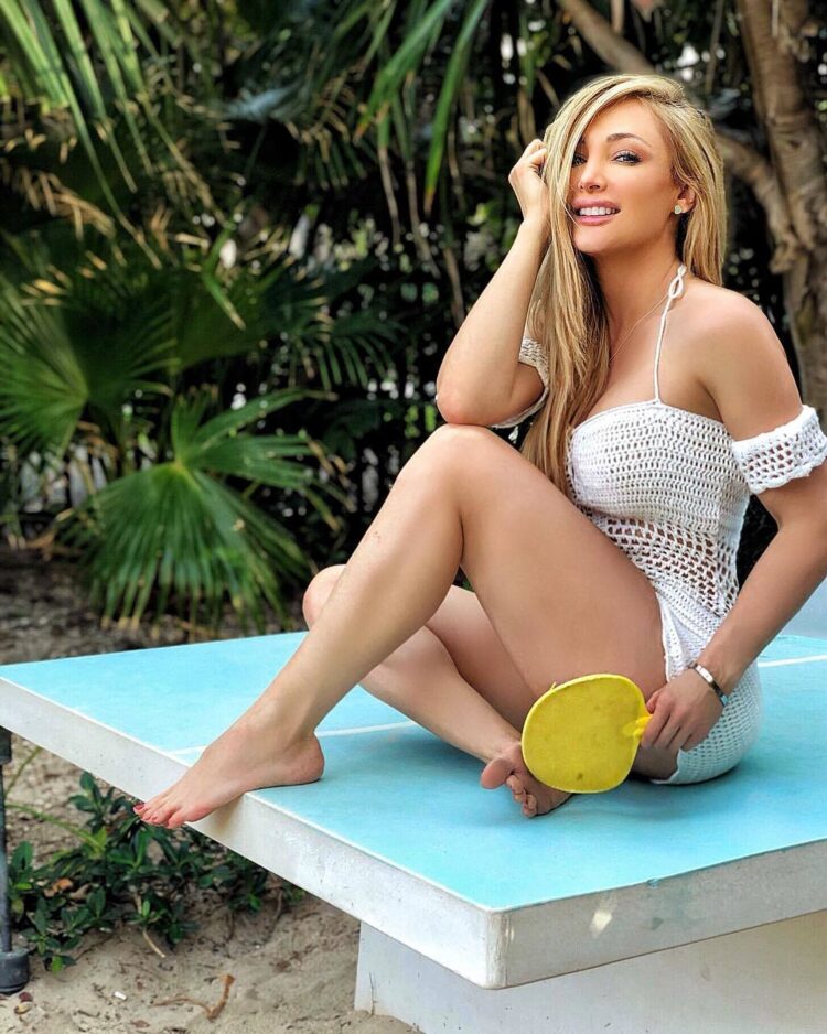 gaby vegas feet