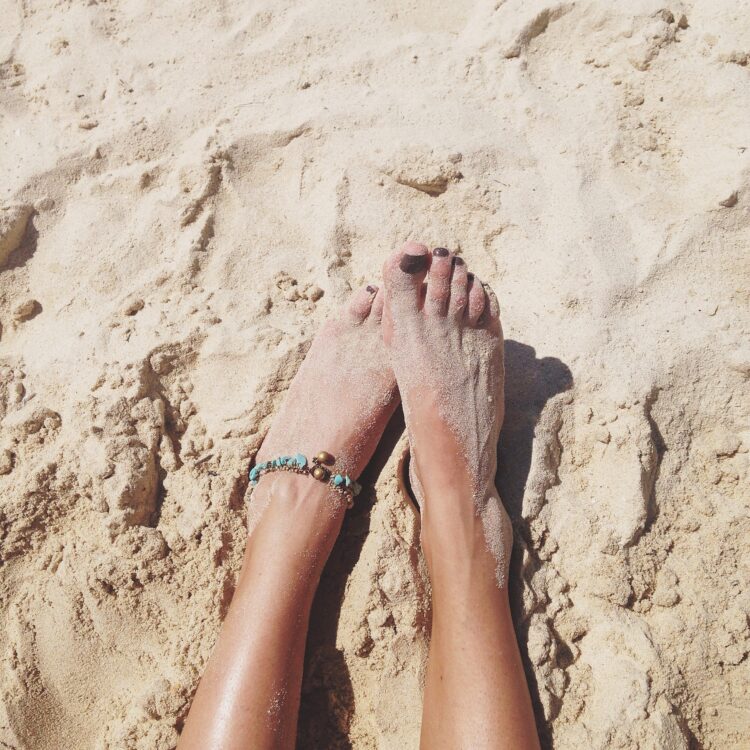 gala gonzalez feet 3