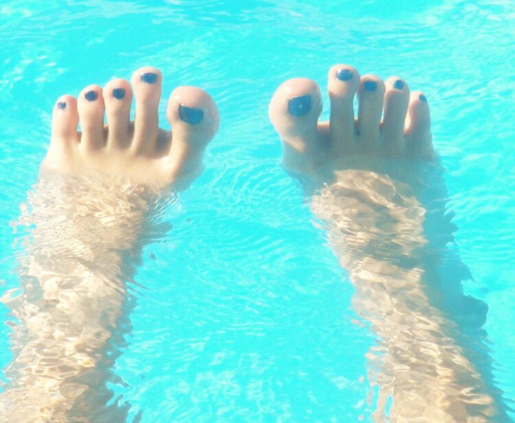gala montes feet
