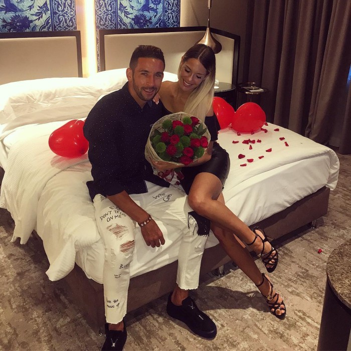 galadriel caldirola feet 6